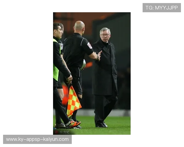 黑衣法官养成记:英超裁判选拔体系全解析 黑衣法官养成记:英超裁判选拔体系全解析